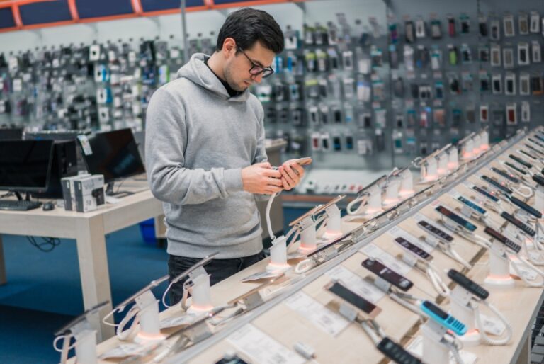 How to Spot the Best Value in Buying a Smartphone