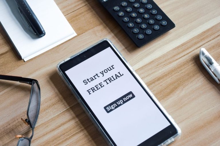How to Use Free Trials Wisely Without Getting Stuck Paying Later