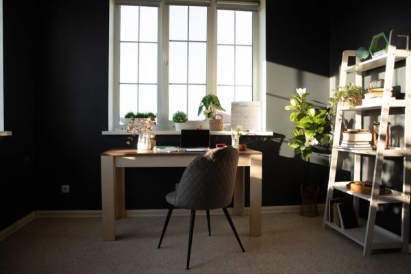 Simple Tricks for Budget-Friendly Home Office Setups